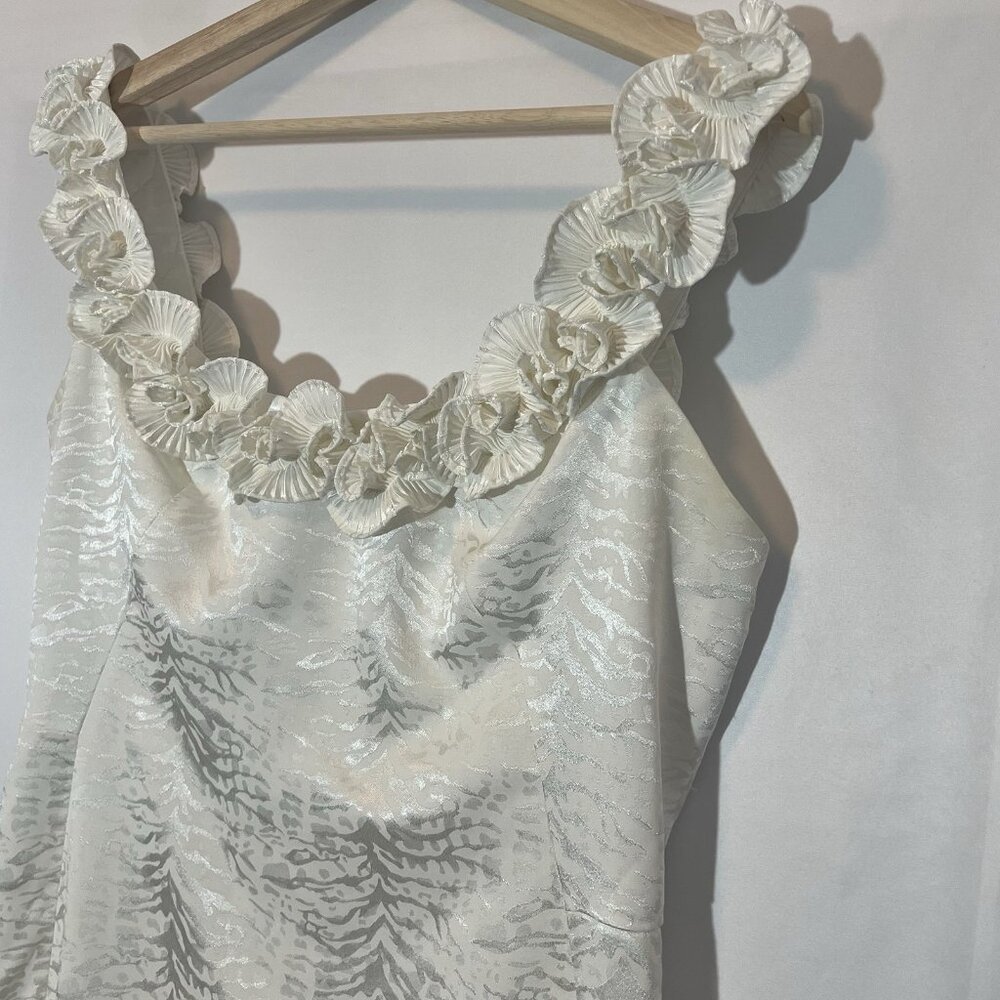 MAGGY LONDON Women’s Knee Dress Size 12 White Lined Sleeveless Zipper - Picture 6 of 10